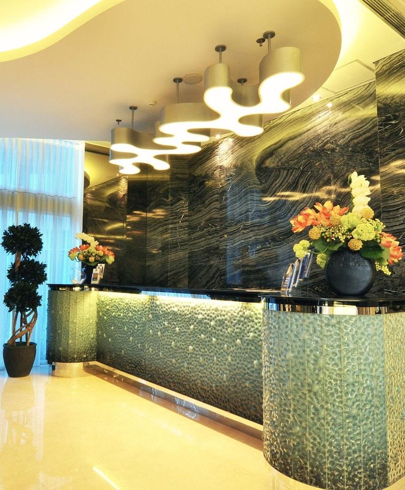 Gp Mega Kuningan Jakarta Exterior foto